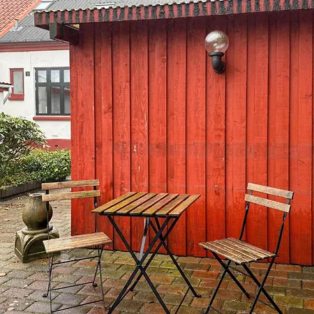 Amazing In With Wifi Varde